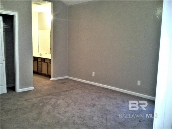 Building Photo - 1129 Sloane Cove