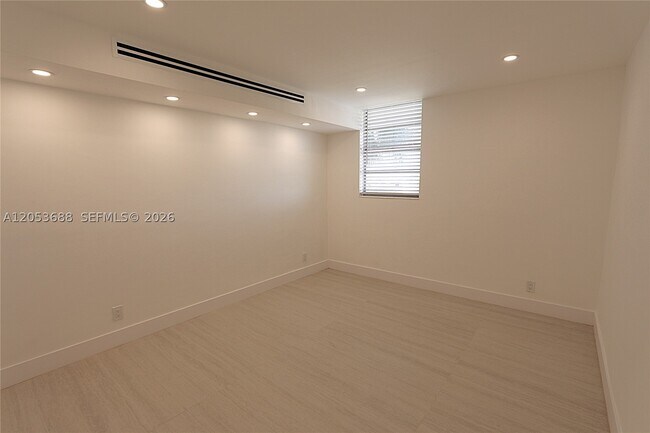 Building Photo - 801 NW 47th Ave