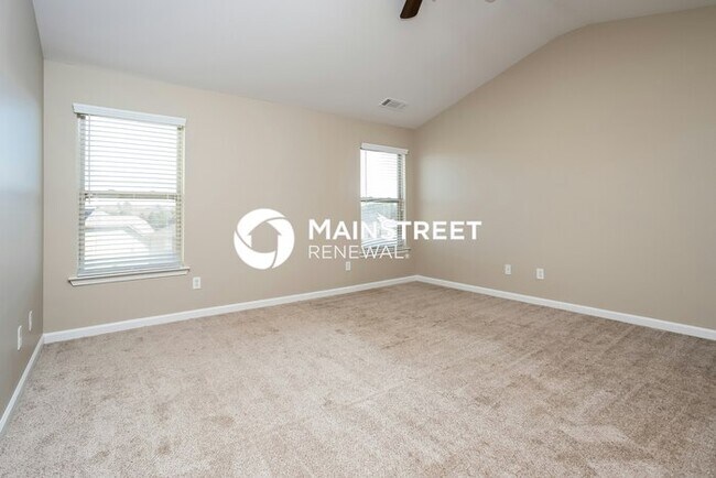 Building Photo - 5 Bedroom Pet-Friendly Home in Atlanta, GA with Main Street Renewal