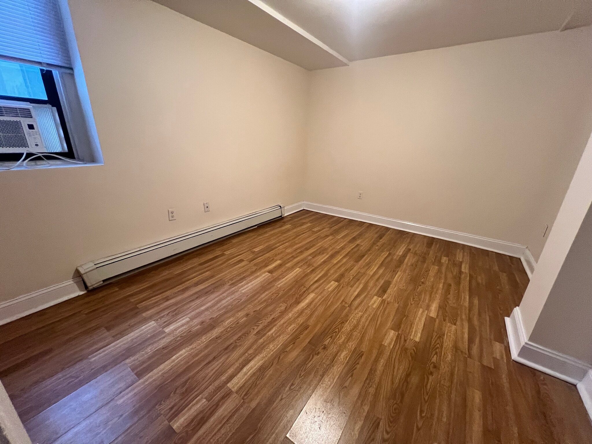 Building Photo - 1188 Commonwealth Ave