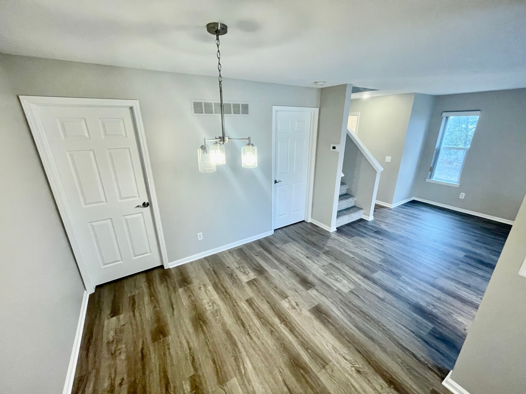 Building Photo - 15280 Arno Dr