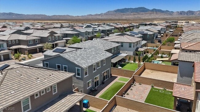 Building Photo - 10058 Matter Overlook Dr