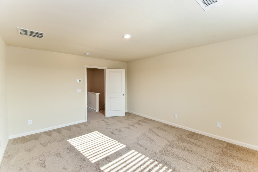 Building Photo - 3531 Falconwood Dr