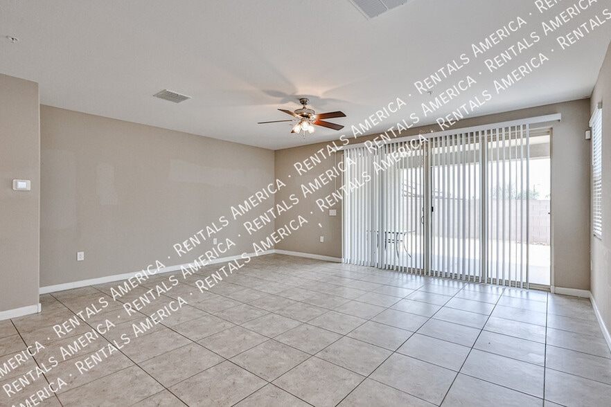 Building Photo - 30041 W Earll Dr