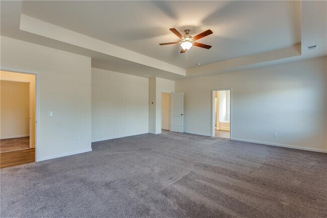 Building Photo - 5317 Burrus Ln
