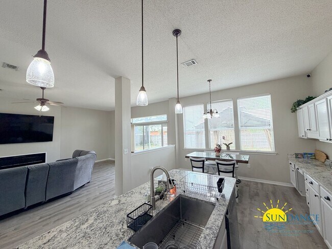 Building Photo - Spacious 4BR Home in Brooke Estates with Community Amenities!