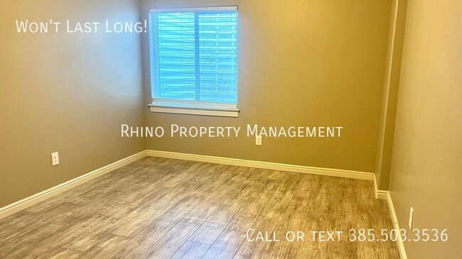Building Photo - 1385 Bridal Veil Dr