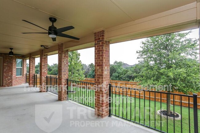 Building Photo - 5610 Fenton Ln