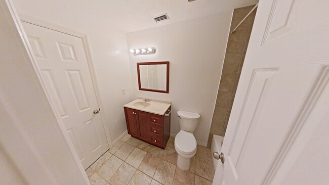 Building Photo - Lovely 2/2 in Magnolia Pointe Orlando