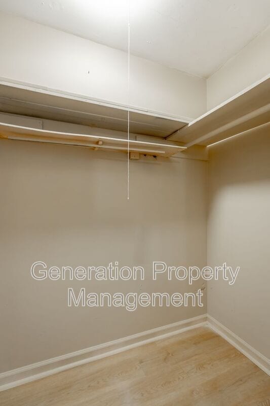 Building Photo - 11209 Dayton Pike