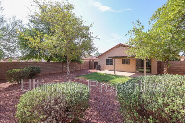 Building Photo - 15008 W Ventura St