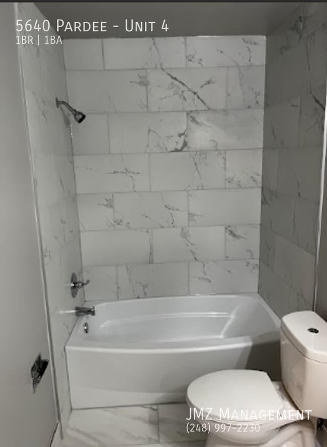 Building Photo - 5640 Pardee-Unit 4