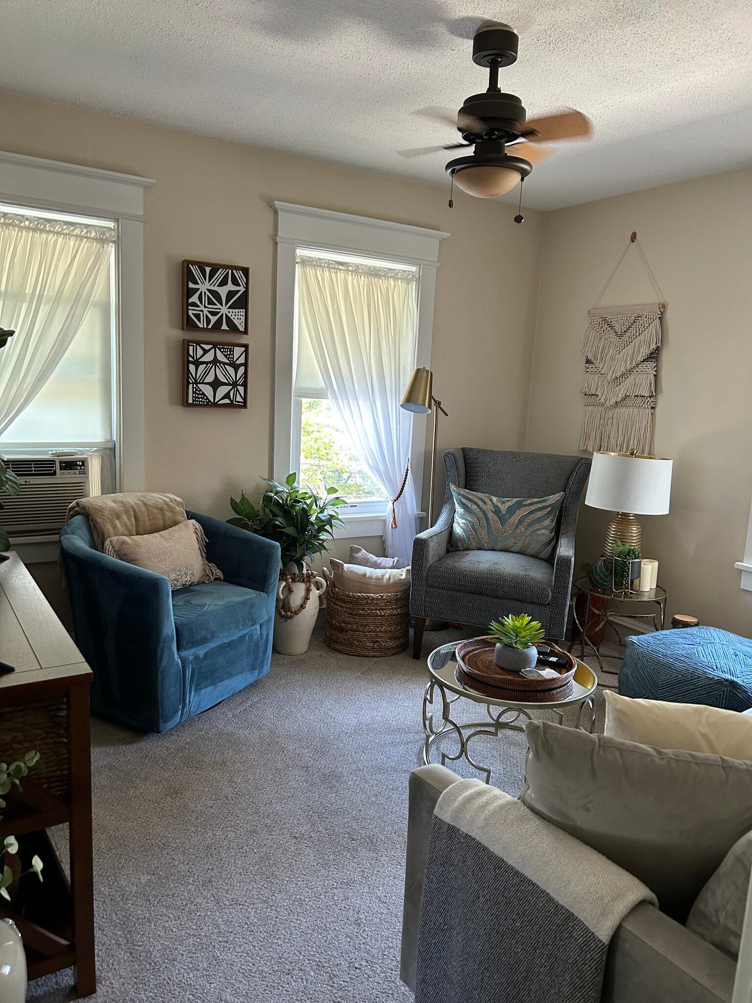 EXAMPLE ONLY UNIT NOT FURNISHED - 317 Richey Ave