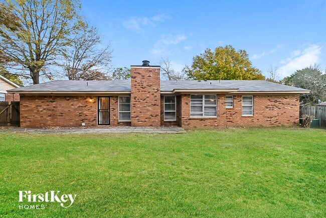Building Photo - 4505 Laird Dr