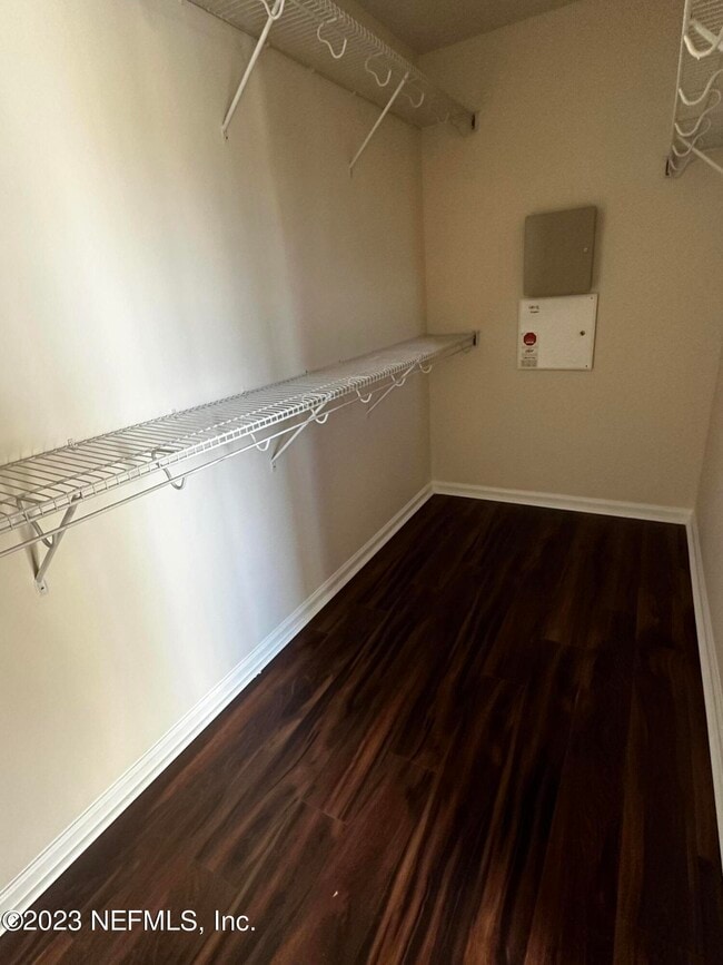 Building Photo - 4221 Marblewood Ln