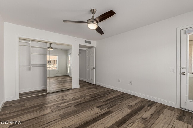 Building Photo - 14506 W Huron Dr