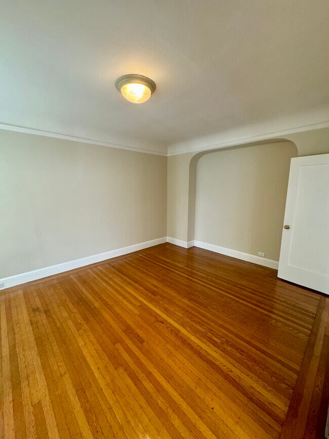 Building Photo - 2538 15th Ave