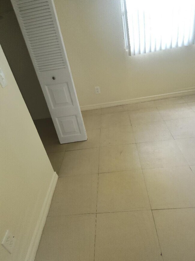 Building Photo - 2291 NW 59th Wy