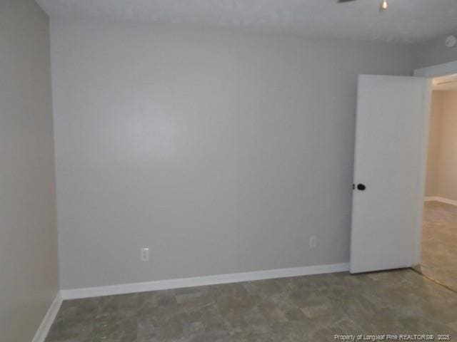 Building Photo - 4967 Fieldcrest Dr