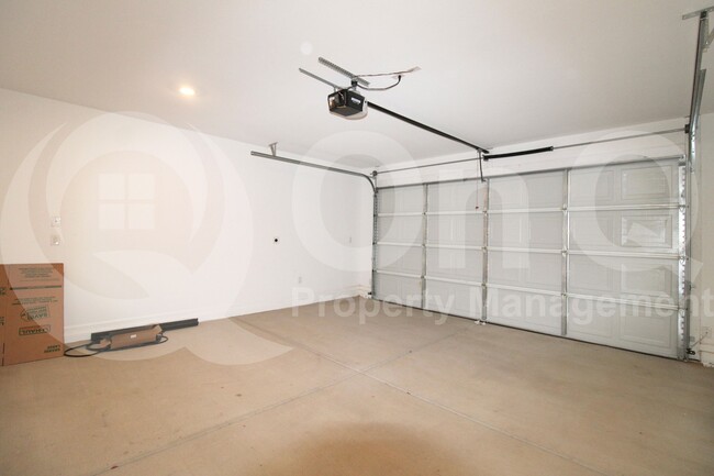 Building Photo - 36460 W Mediterranean Way