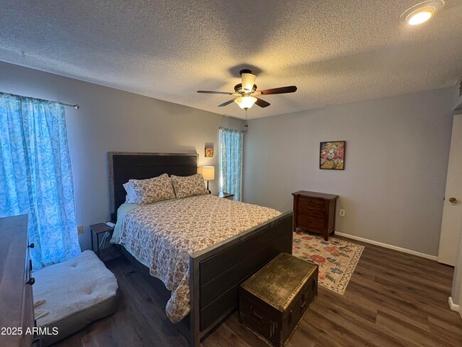 Building Photo - 16425 N Orchard Hills Dr