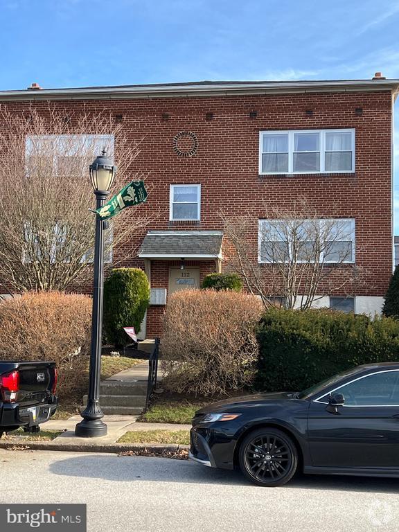 Building Photo - 112 Clement Rd
