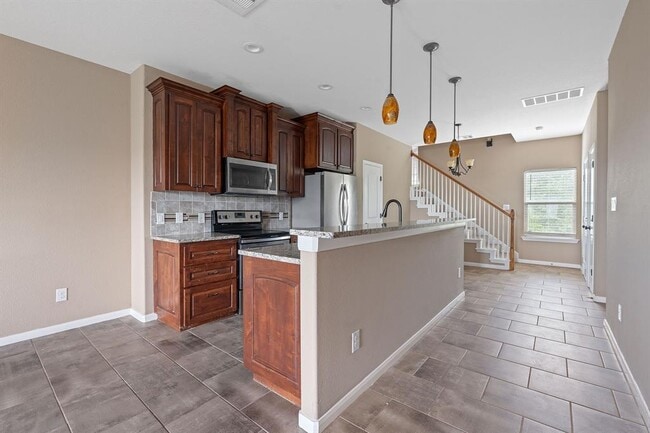 Building Photo - 134 Honopu Dr