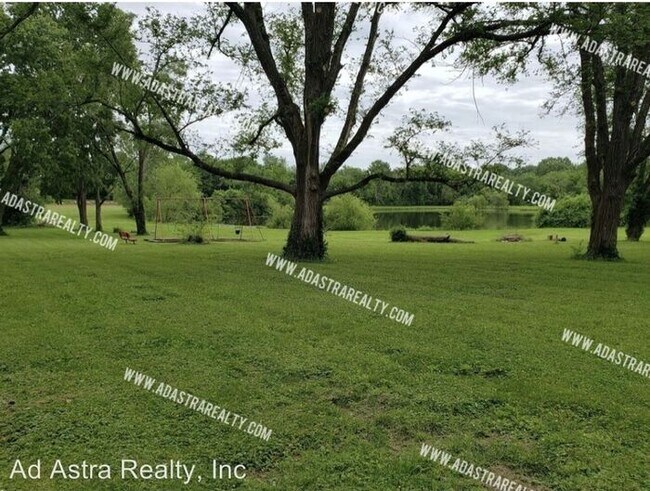 Building Photo - Affordable Raytown Home-Available in AUGUST!!