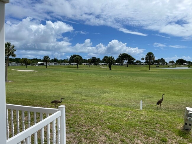 Building Photo - Lovely 2 bedroom 2 bath Annual Rental  hom...