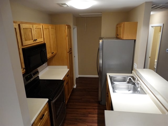 Building Photo - 306 Cedarcroft Dr