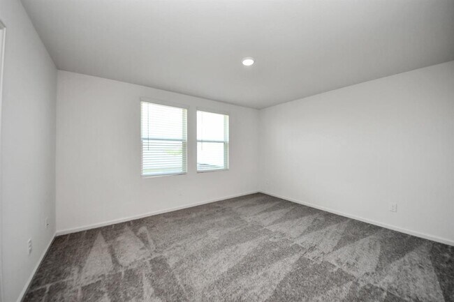 Building Photo - 10304 Florance Spring Dr