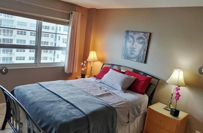 Building Photo - 133 N Pompano Beach Blvd