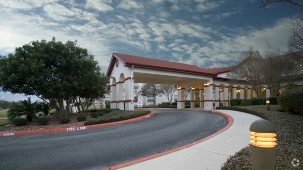 Building Photo - Valor Hill Apartments