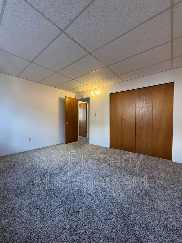 Building Photo - 1110 2nd Ave S