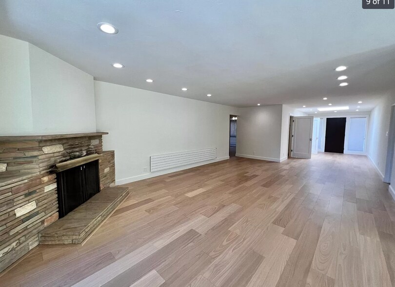 Building Photo - 494 23rd Ave