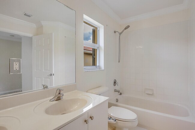 Building Photo - 10208 White Water Lily Way