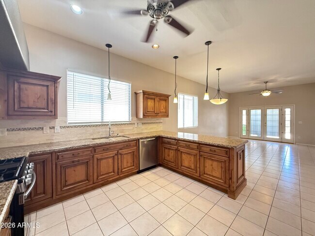 Building Photo - 5153 W Dublin Ln