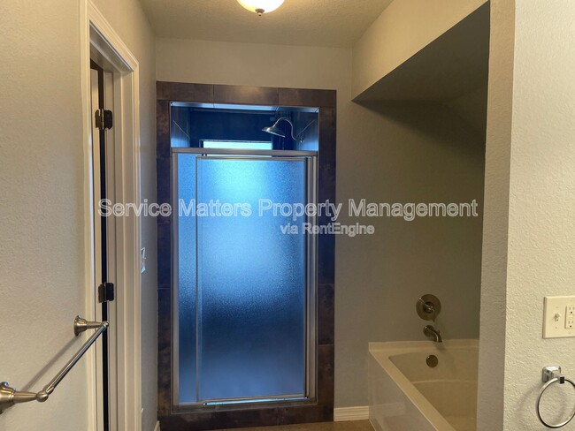 Building Photo - 5067 Serry Ln