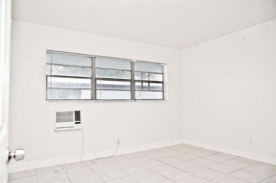 Building Photo - 2306 Fillmore St