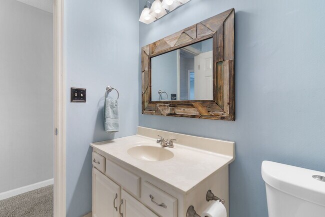 Building Photo - 7666 Wilkins Dr