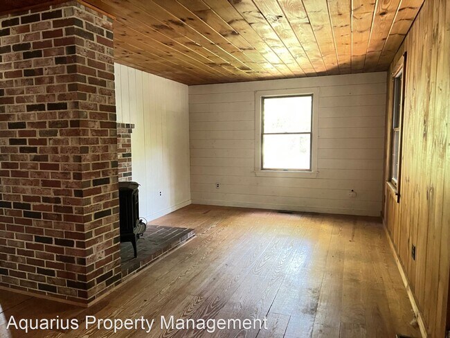 Building Photo - 2 br, 2 bath House - 107 Tar Box Ln