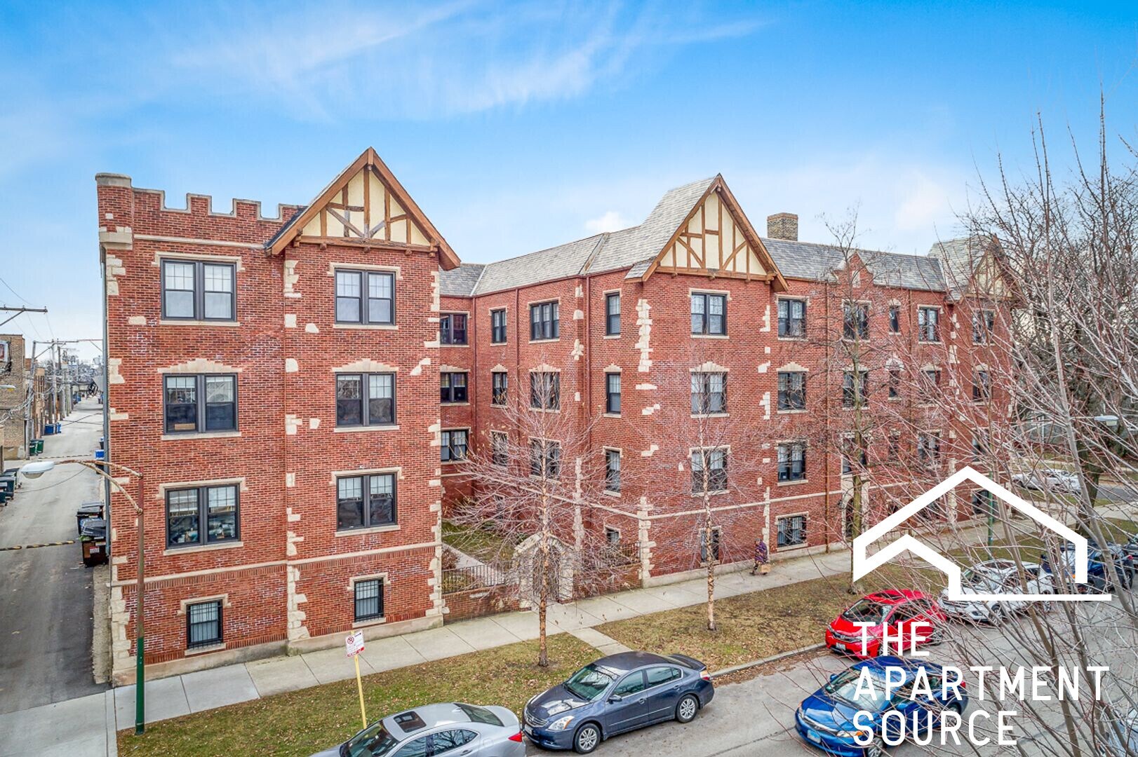 Building Photo - 1823 W Leland Ave