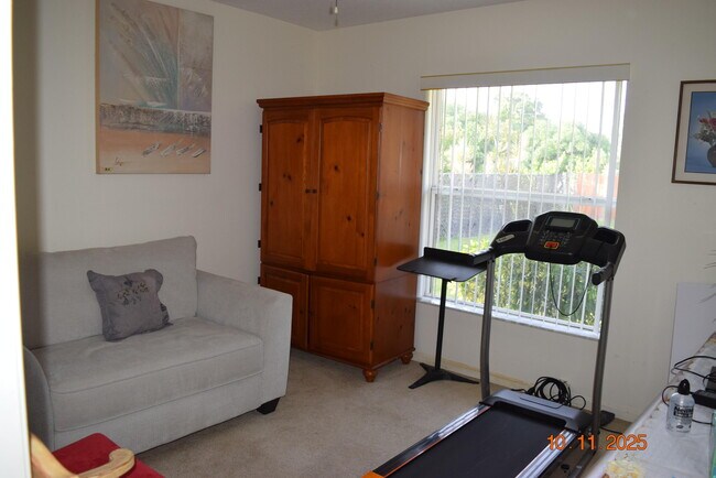 Building Photo - 1657 SW Duclair Ave