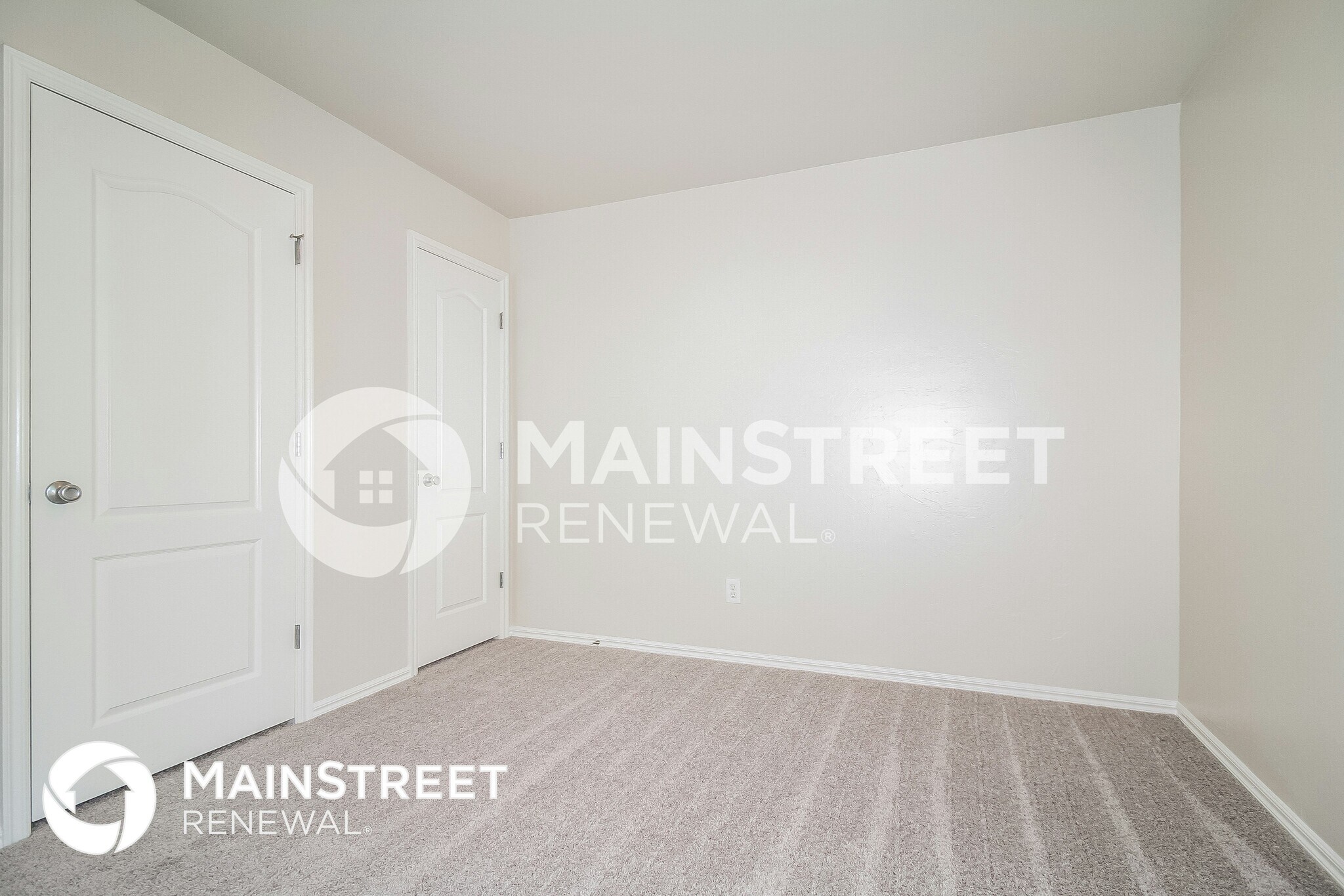 Building Photo - 2660 Clarke St