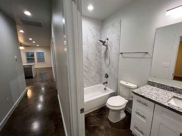 Building Photo - 402 N Elliott Ave