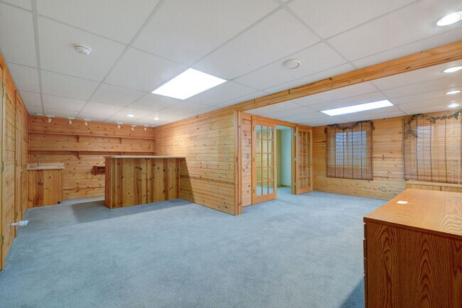 Building Photo - 3252 Cool Springs Ct