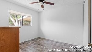 Building Photo - 208 Gamblewood