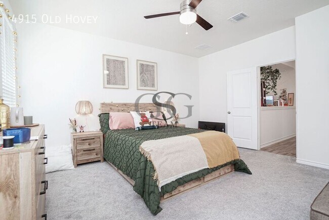 Building Photo - 4915 Old Hovey