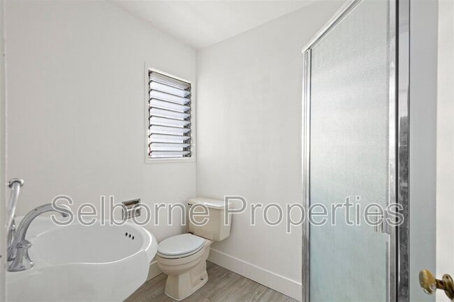 Building Photo - 369 Colusa Ave