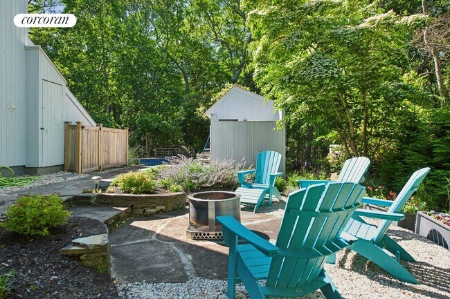 Building Photo - 43 Highlands Dr